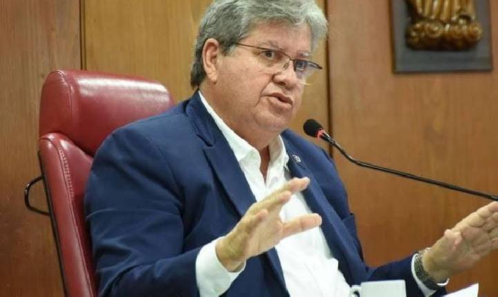 João Azevêdo oficializa adesão da Paraíba ao Plano Nacional da Pessoa com Deficiência