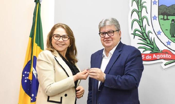 João Azevêdo recebe presidente do TRE-PB e discute segurança nas eleições municipais deste ano