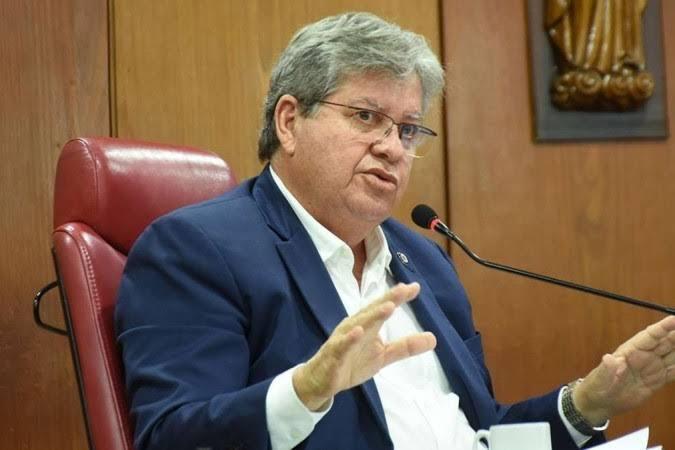 João Azevêdo oficializa adesão da Paraíba ao Plano Nacional da Pessoa com Deficiência